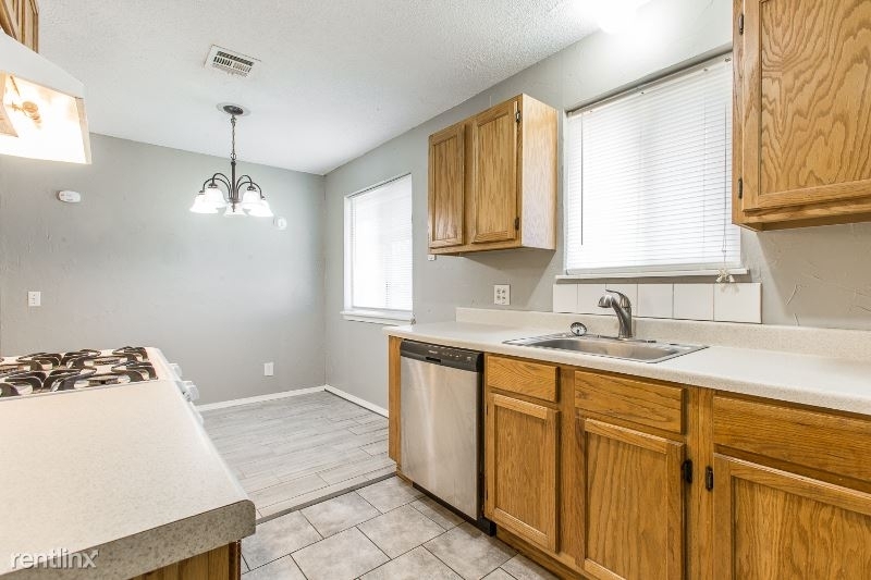 405 Rock Pl - Photo 16