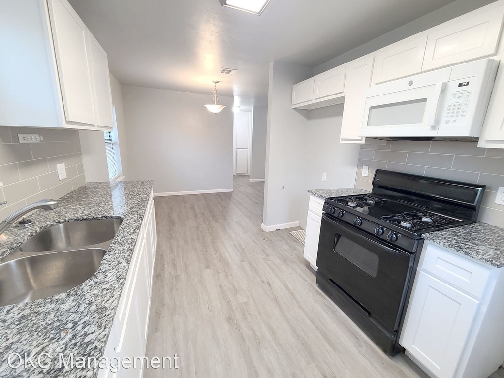 3133 Nw 32nd - Photo 6
