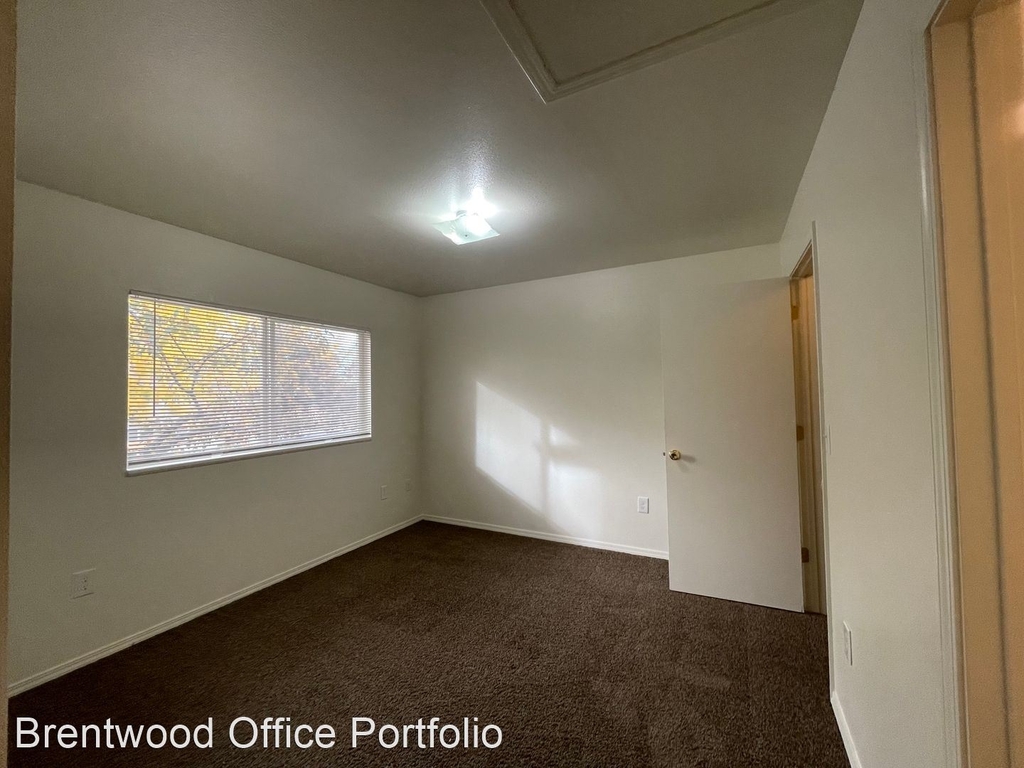 10887 Ustick Rd - Photo 6