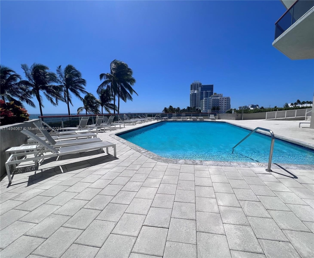 6767 Collins Ave - Photo 4