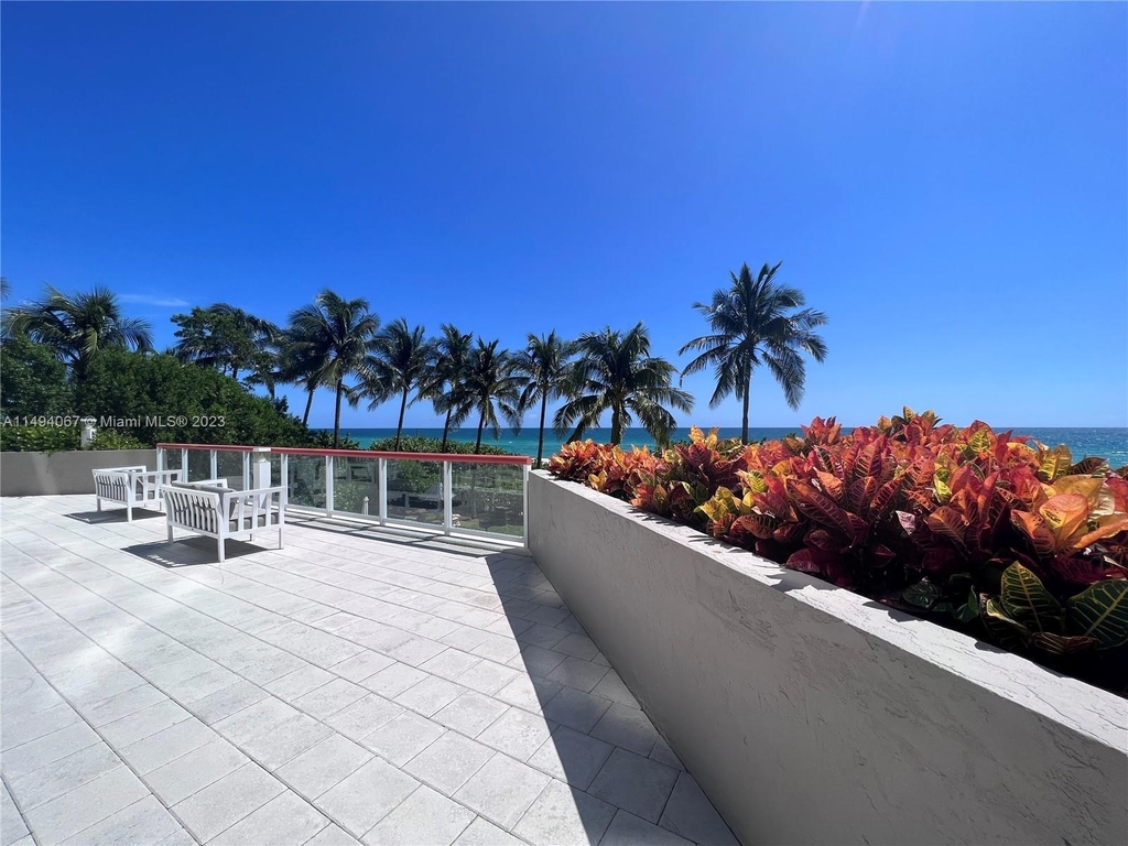 6767 Collins Ave - Photo 10