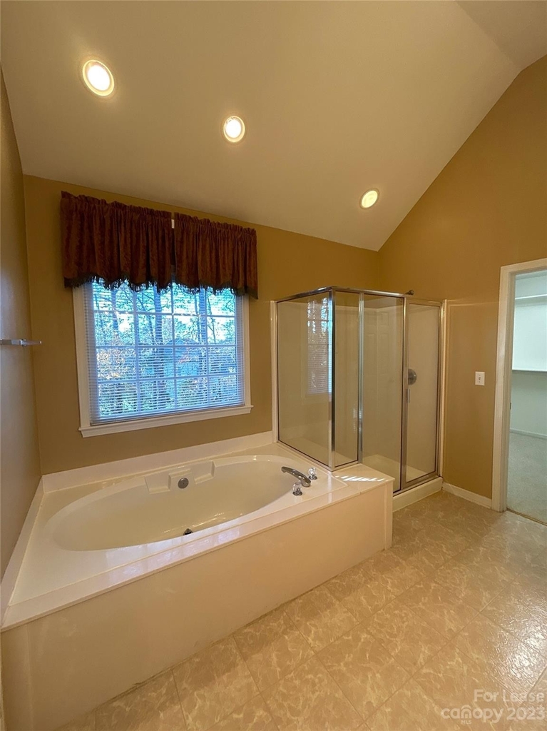 10216 Willingham Road - Photo 18