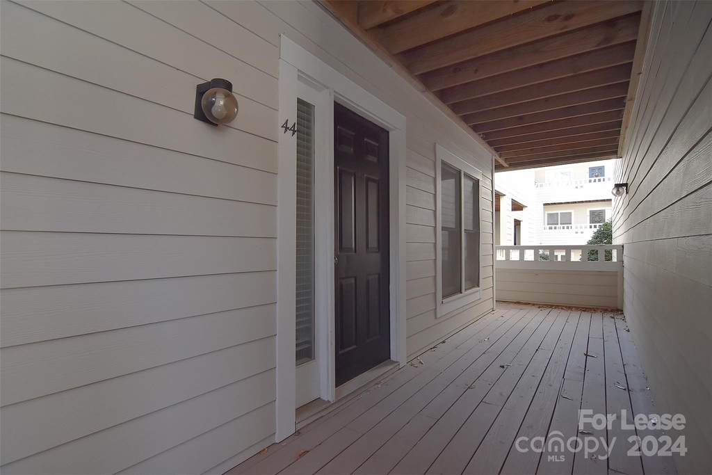 2715 Selwyn Avenue - Photo 4