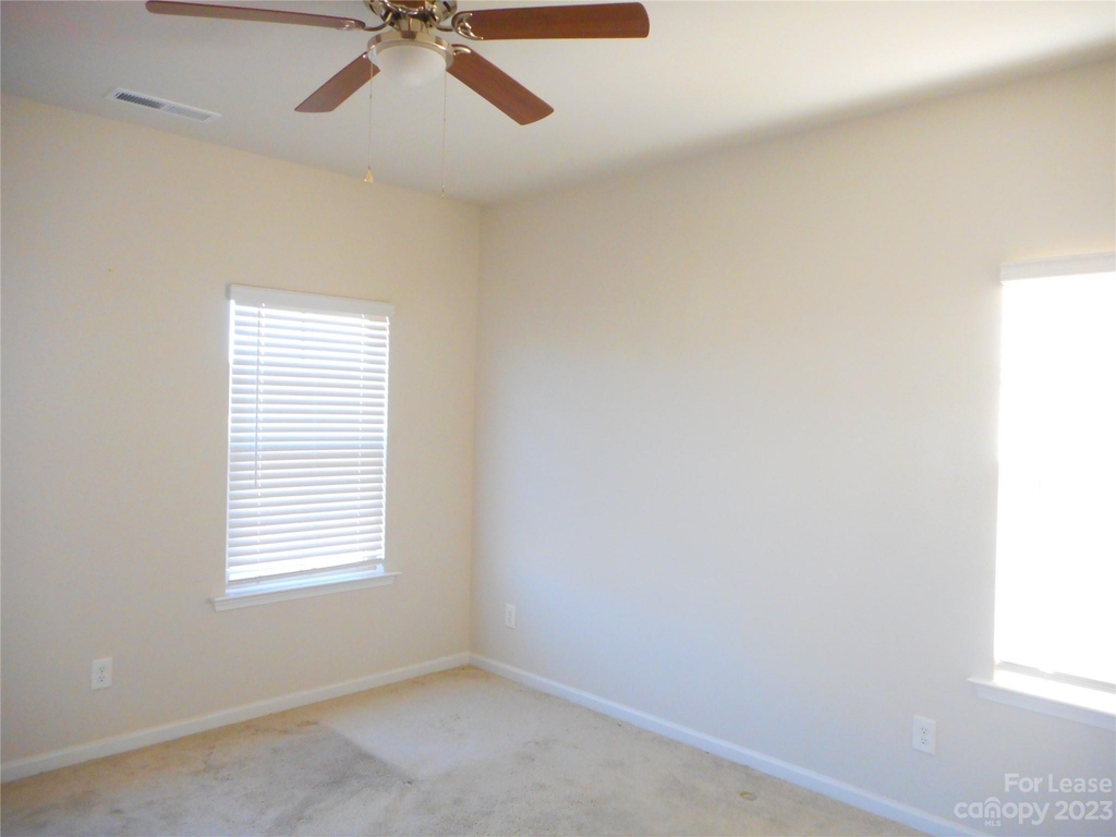 3007 Glenn Hope Way - Photo 6