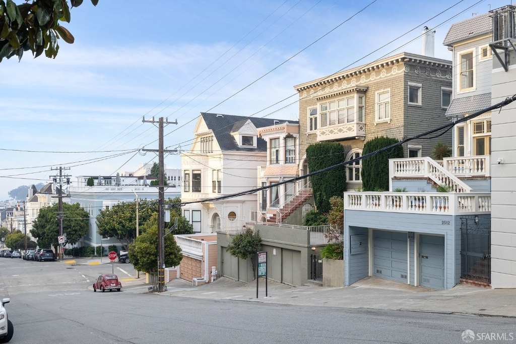 2512 Octavia Street - Photo 35