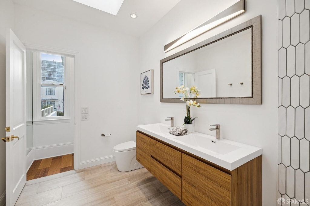 2512 Octavia Street - Photo 11