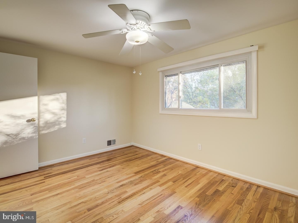 488 N Pickett Street - Photo 23