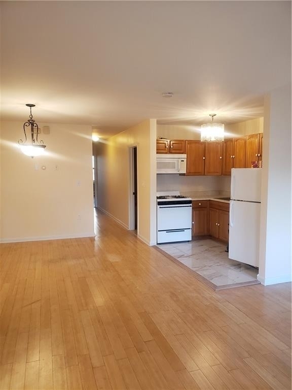 277 East 40th Street - Photo 1