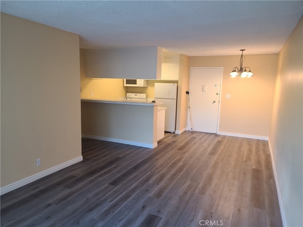 5585 E Pacific Coast - Photo 6