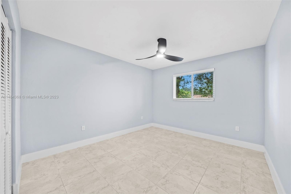 8500 Sw 87th Ave - Photo 18