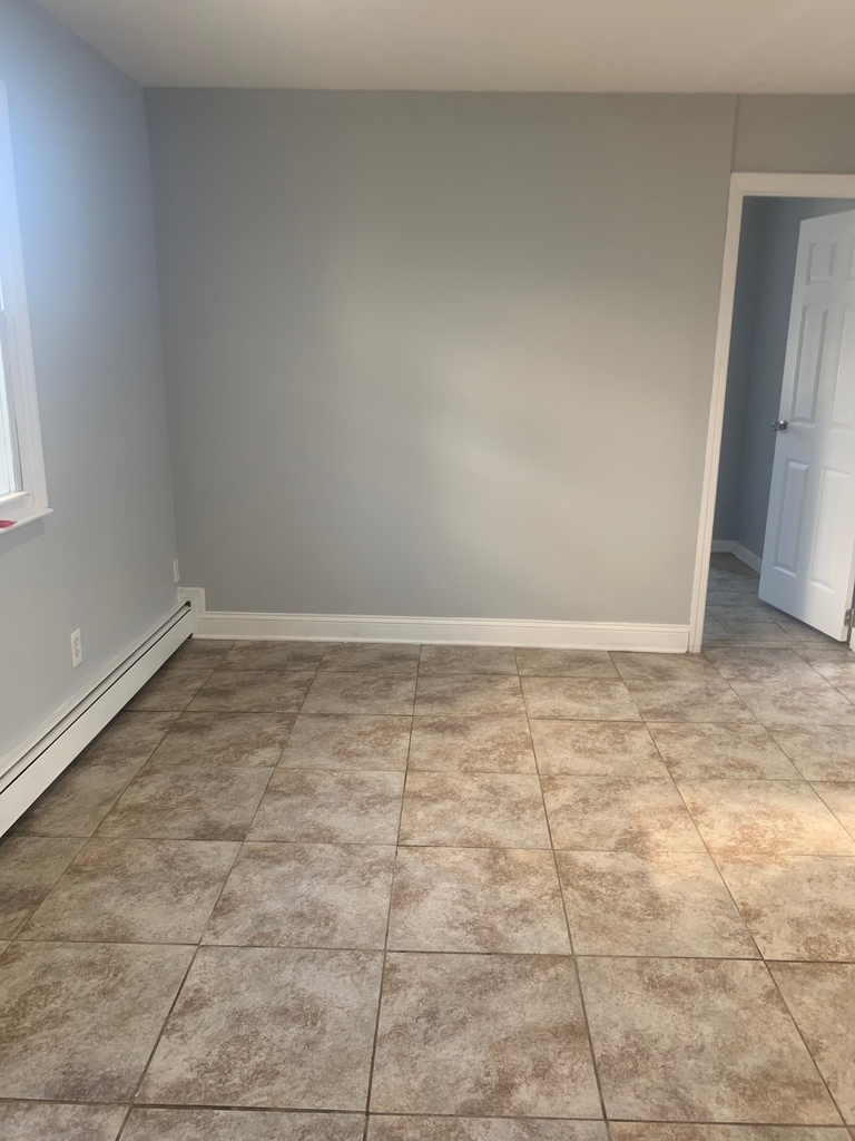 13-68 Gipson Street - Photo 3