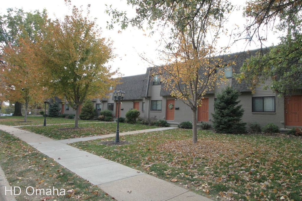 7312 South 81st Street - Photo 23