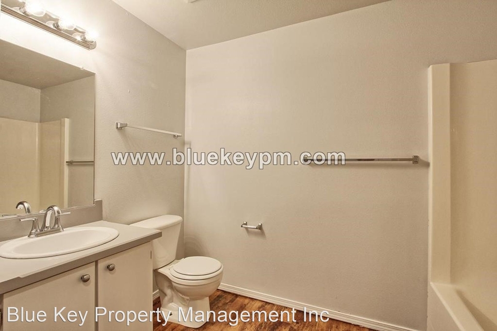 5313 Ne 66th Avenue #g53 - Photo 15