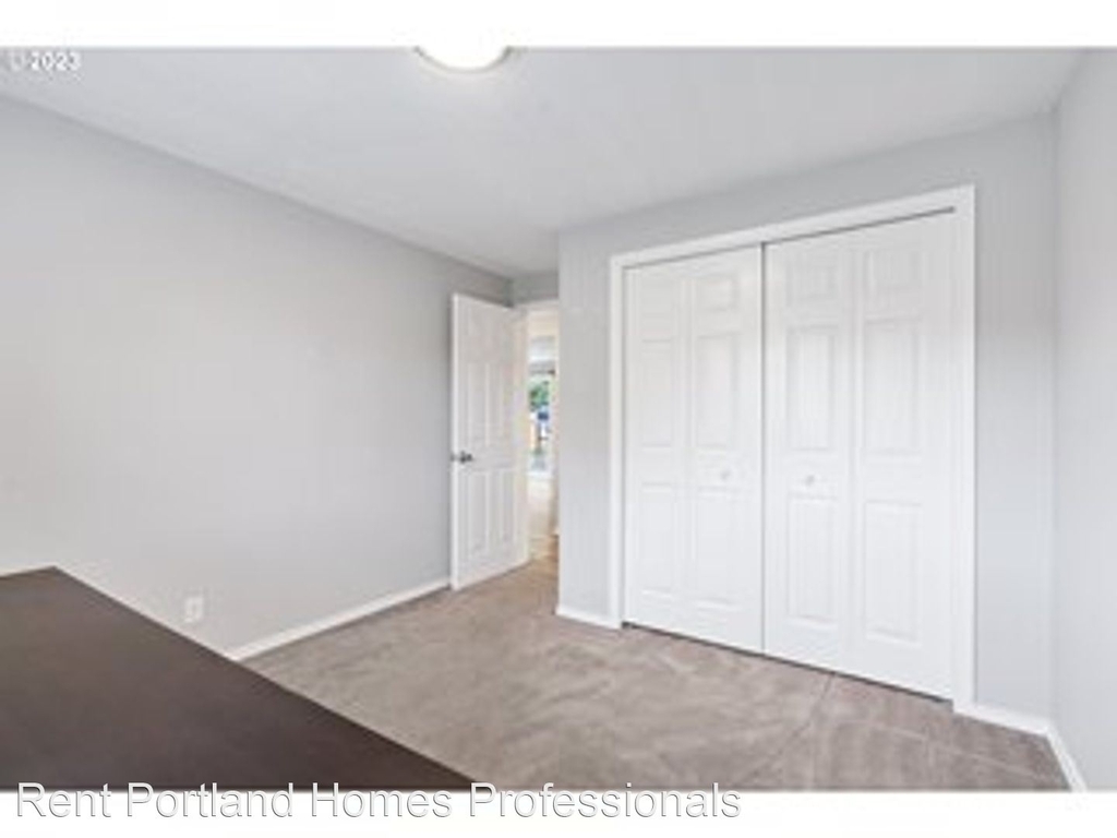 1452 Ne Kathryn Street - Photo 18