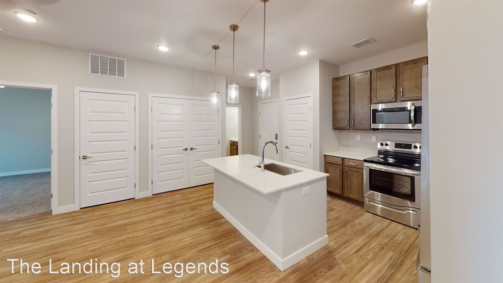 4503 Legends Drive - Photo 18