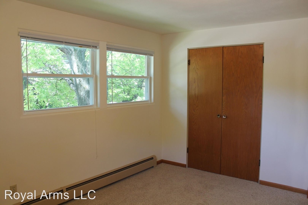 420 N Segoe Rd - Photo 6