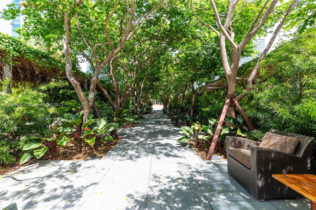 1425 Brickell Ave - Photo 41