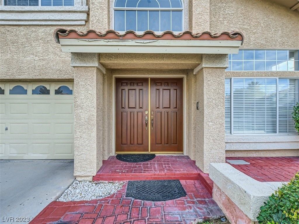 4400 Olive Tree Circle - Photo 2