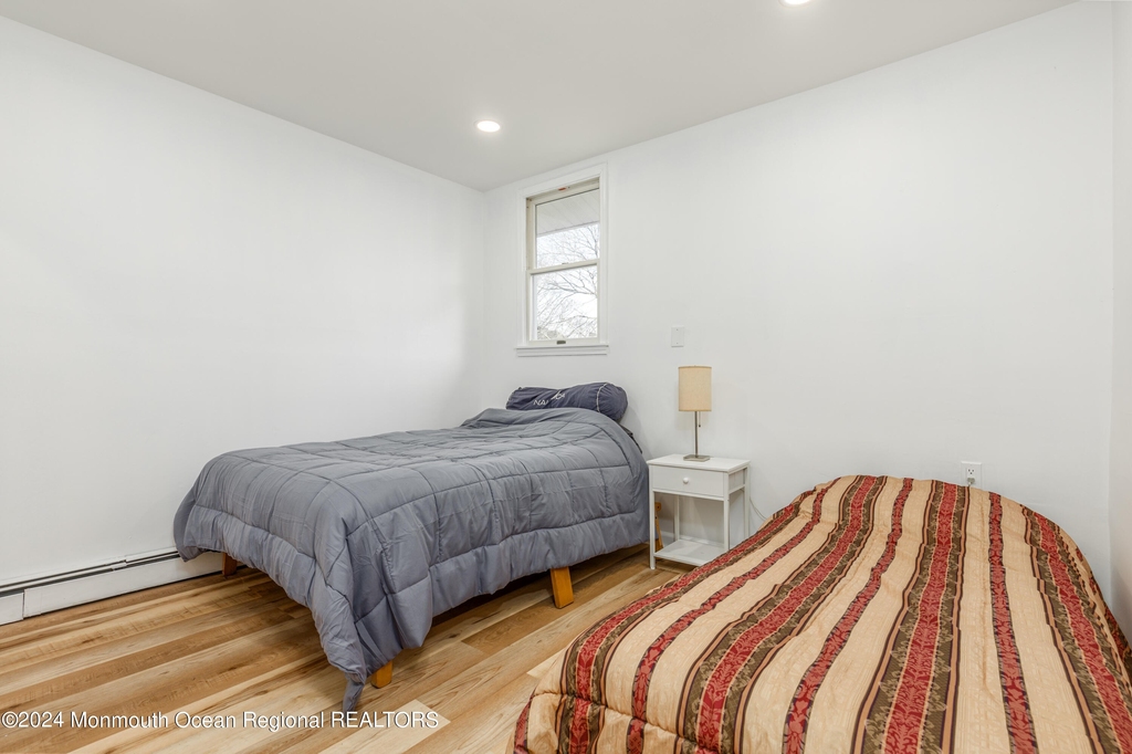 320 Hollywood Avenue - Photo 42