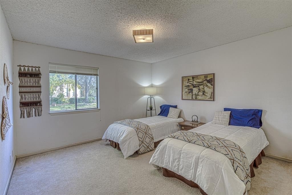 302  Seawind - Photo 24