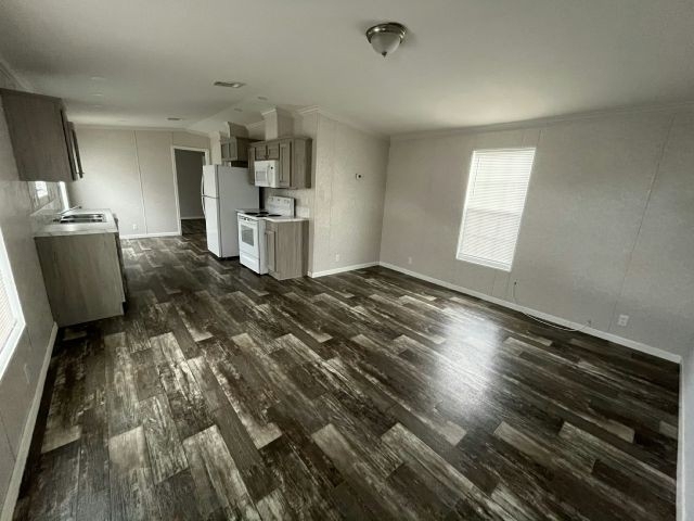 4000 24th St N Unit 305 - Photo 1