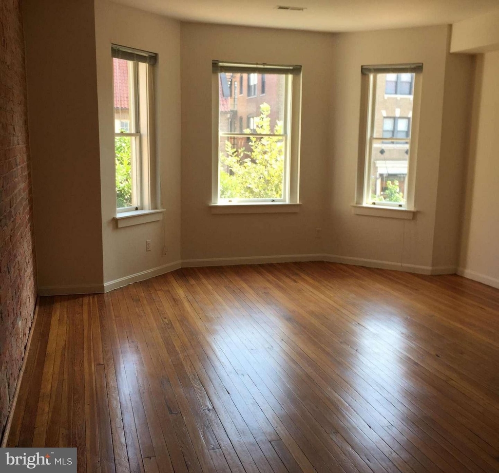 1717 T St Nw #21 - Photo 3