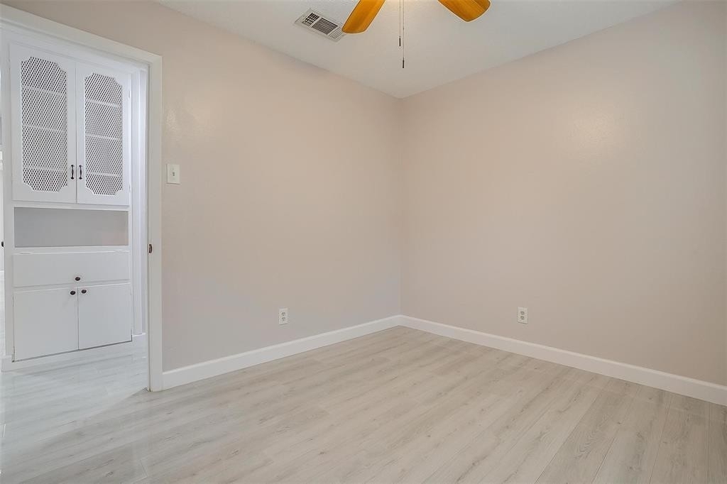 8512 Gladwood Lane - Photo 14