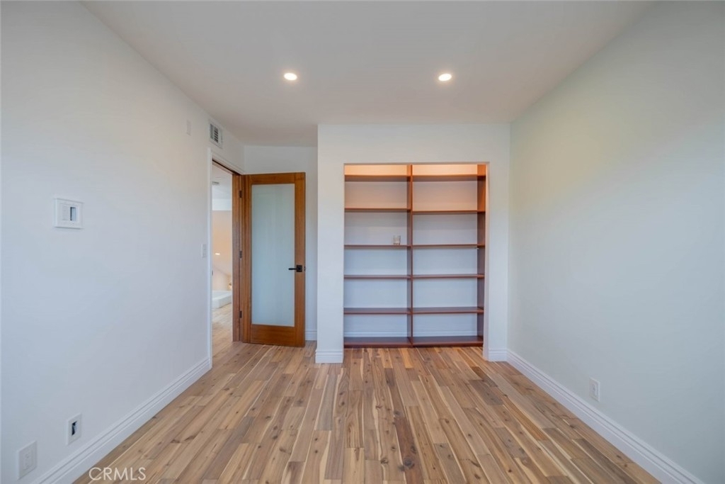 8435 Columbus Avenue - Photo 20