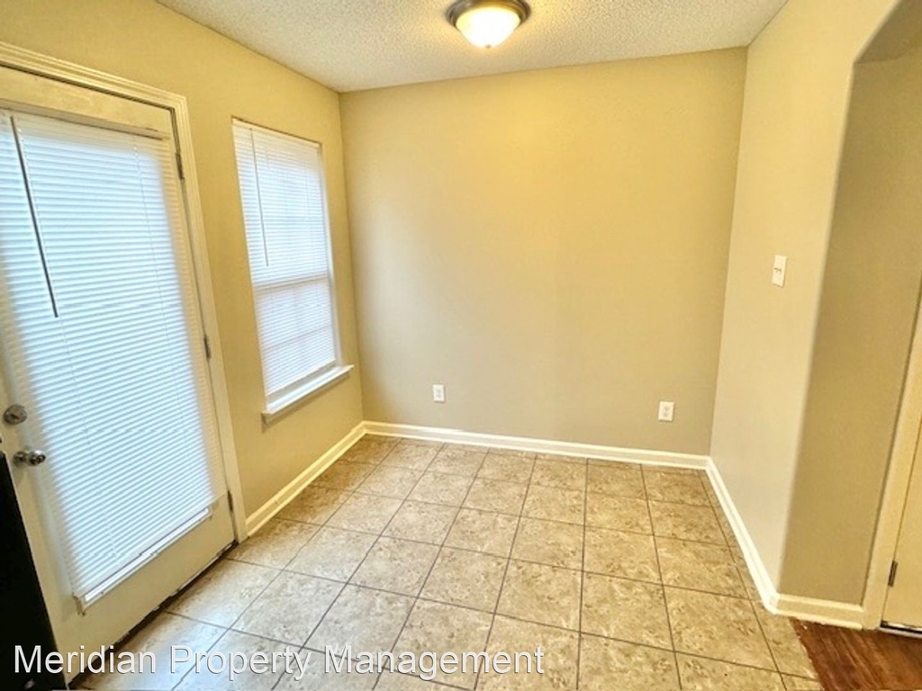 7922 Carmen Cove - Photo 4