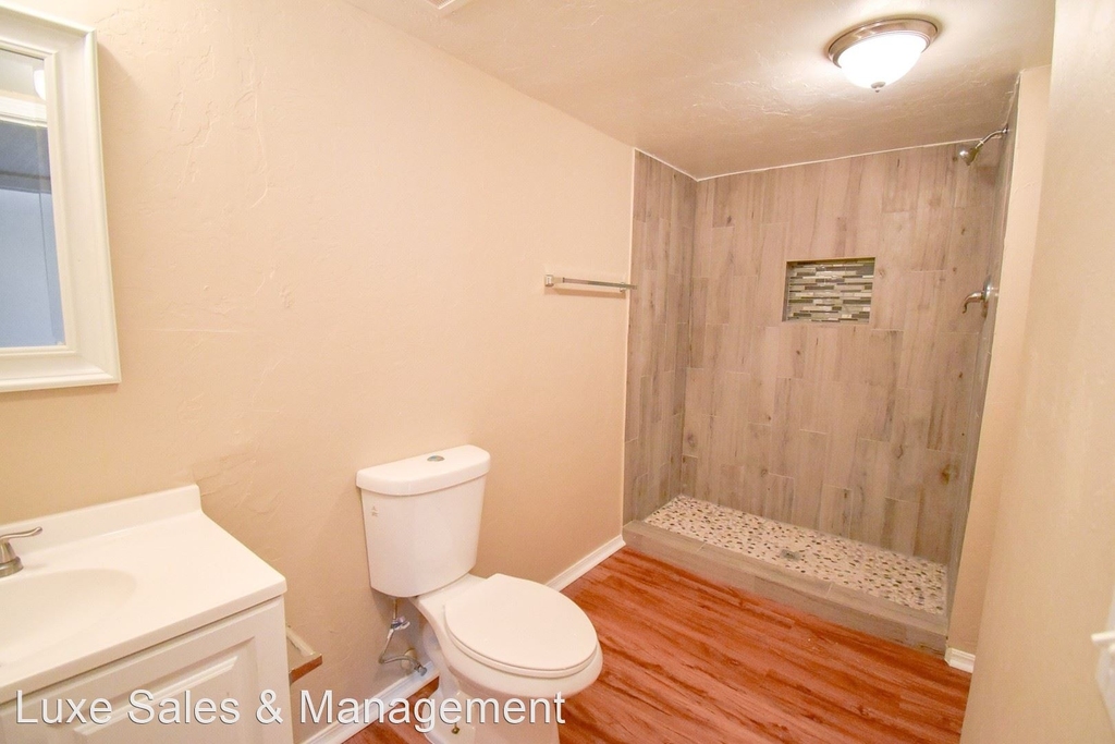 6030 Nw Expressway Unit C - Photo 10