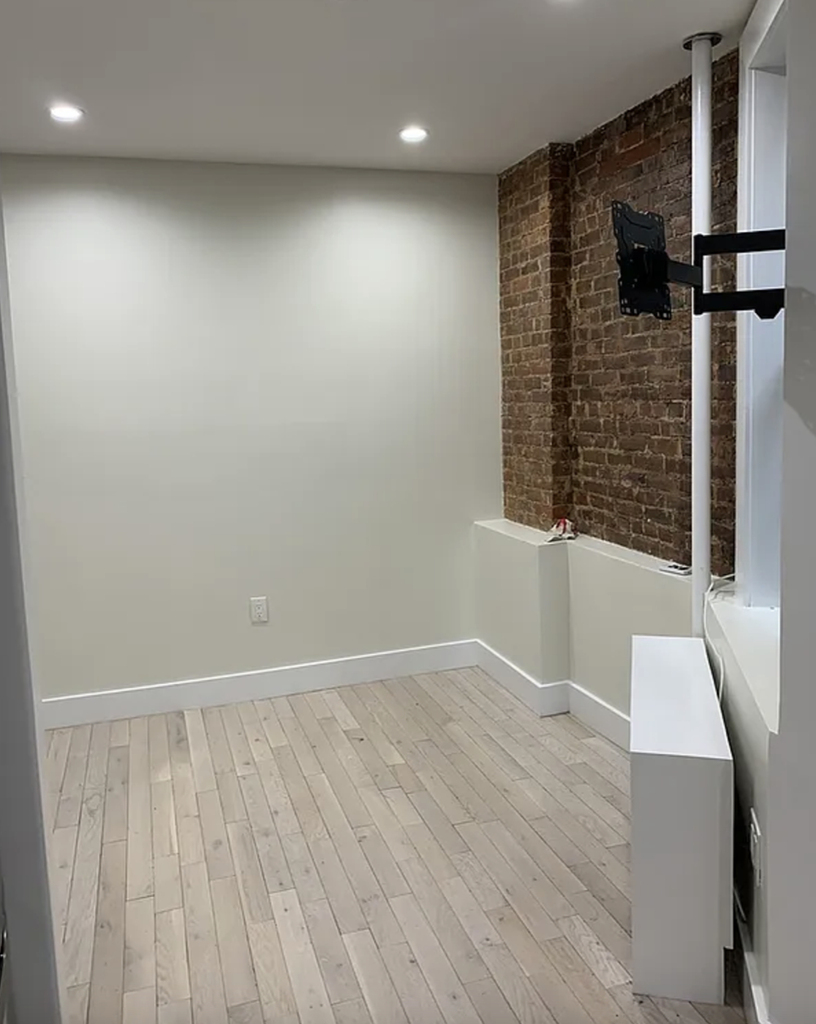 120 West 3rd Street - Photo 3