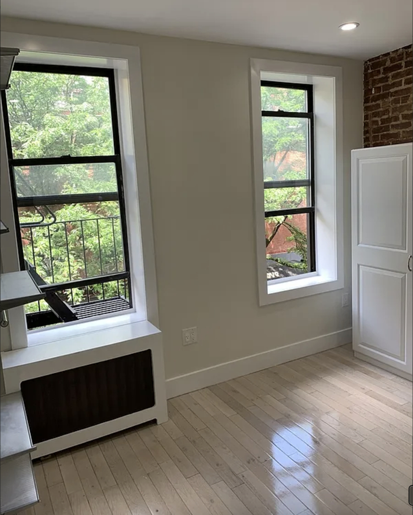120 West 3rd Street - Photo 5