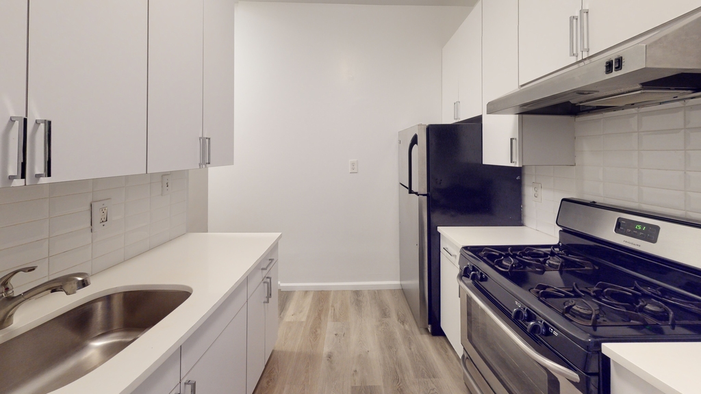 88th Street & Park Avenue - Photo 4