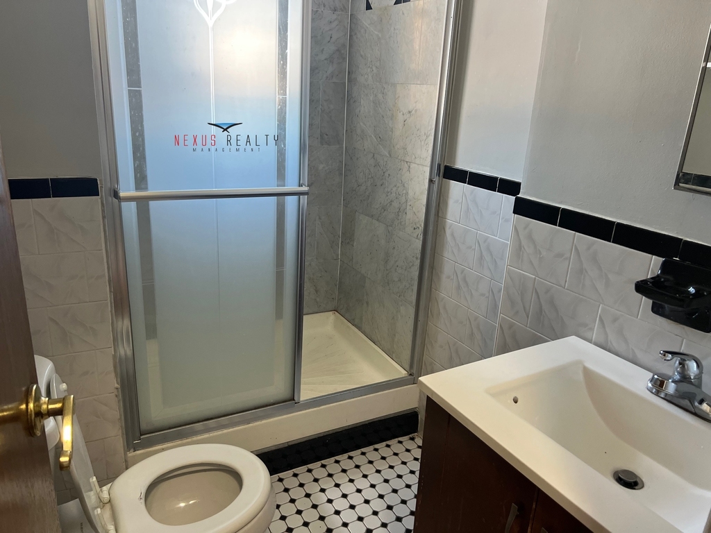 37-11 9th Street - Photo 11