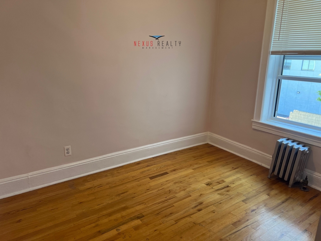 37-11 9th Street - Photo 2