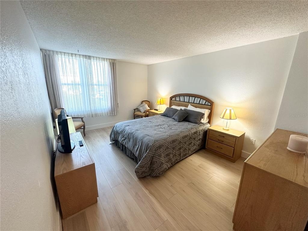 400 Island Way - Photo 16