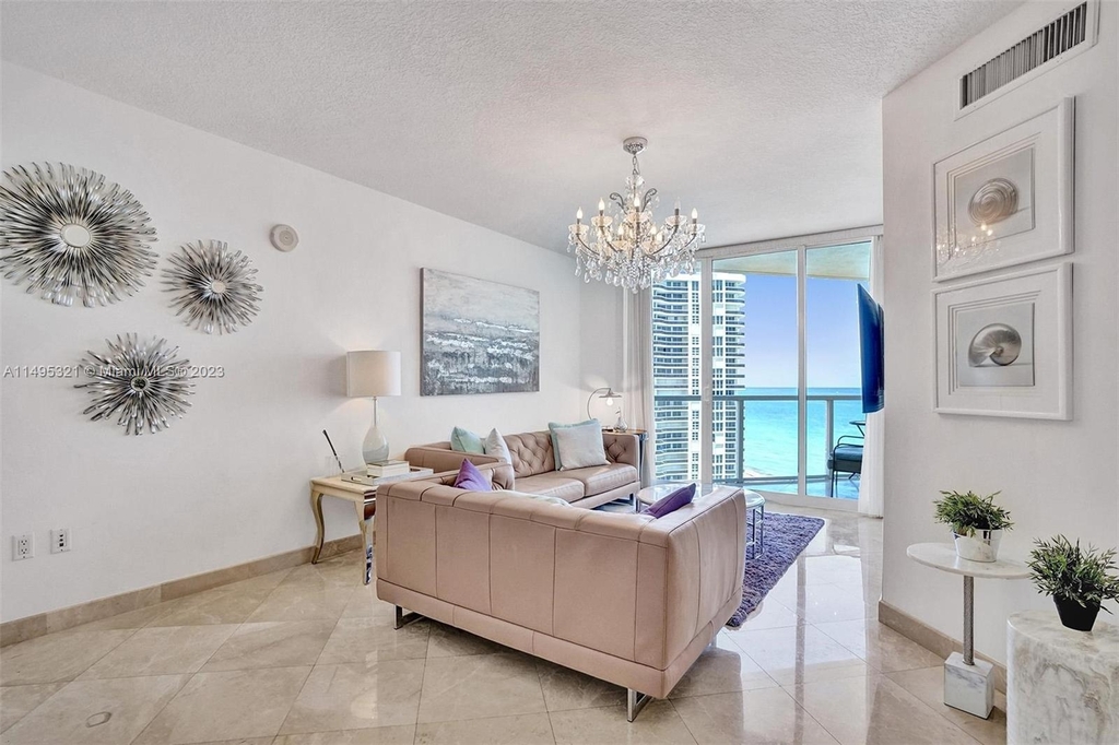 16699 Collins Ave - Photo 8