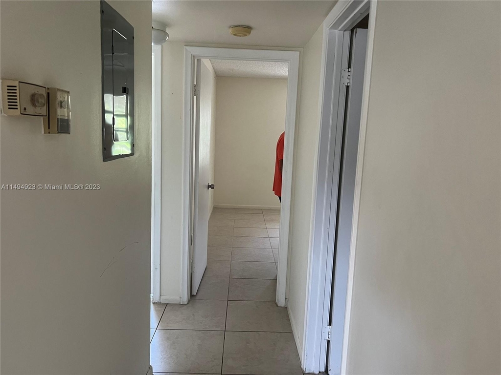 800 Sw 131st Ave - Photo 7