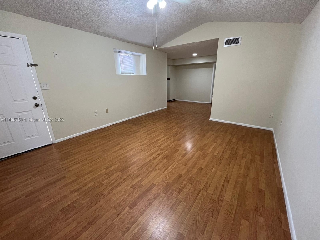 10500 Sw 155th Ct - Photo 15