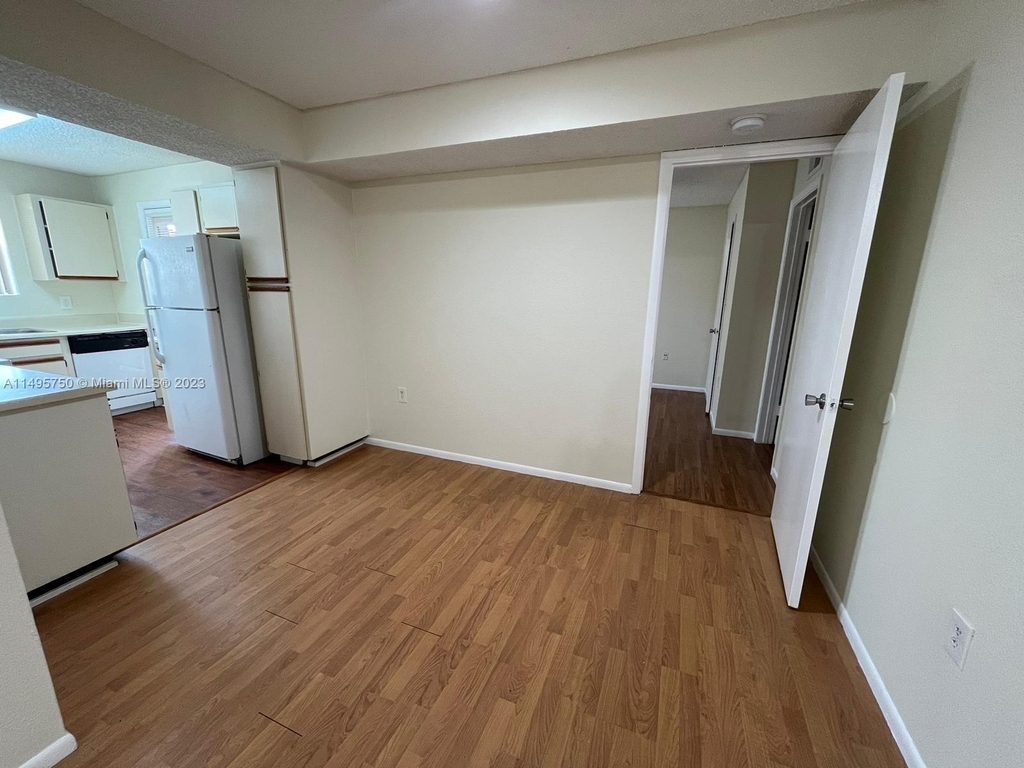 10500 Sw 155th Ct - Photo 20