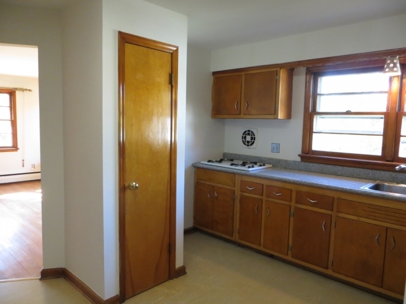623 Bloomfield Ave - Photo 4