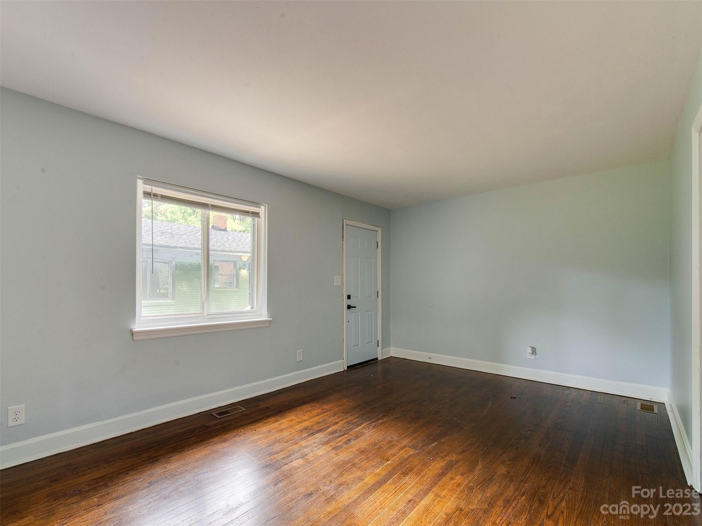 1418 Anderson Street - Photo 3