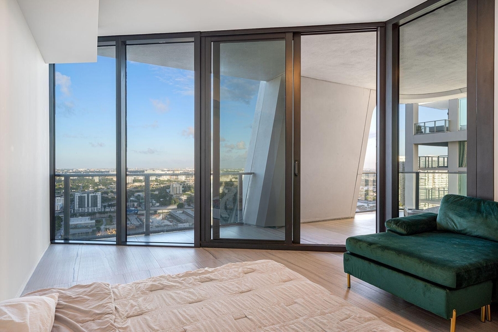 1000 Biscayne Boulevard - Photo 24