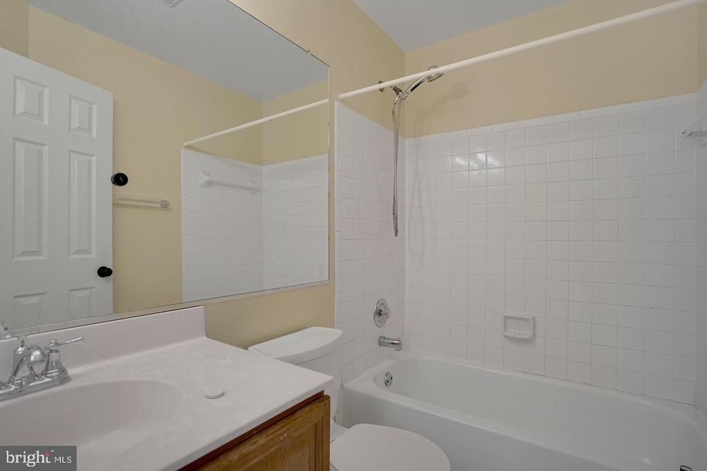 8890 Eagle Rock Lane - Photo 10