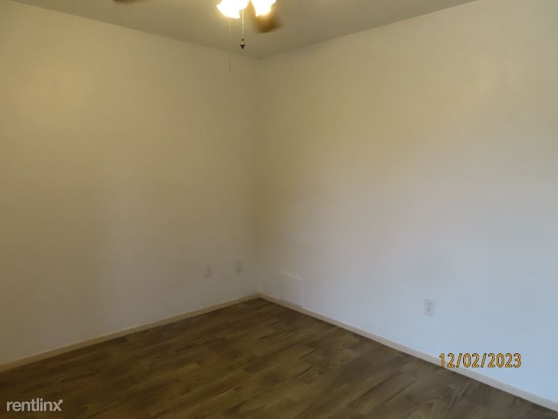 15223 Dunstable Ln - Photo 5