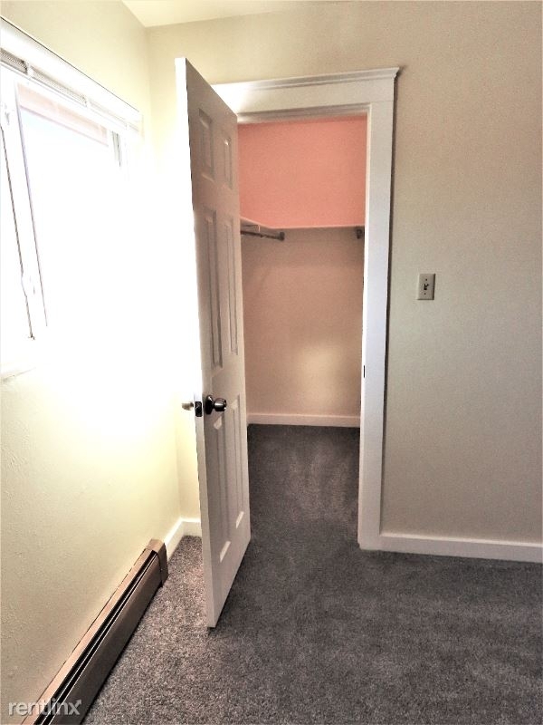 1129 Darby Street B - Photo 7