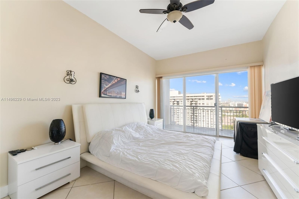 18081 Biscayne Blvd - Photo 9