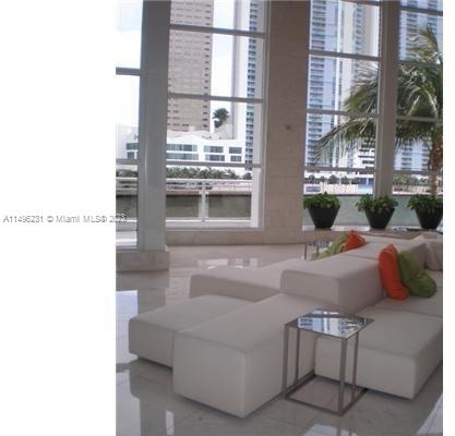 901 Brickell Key Blvd - Photo 10