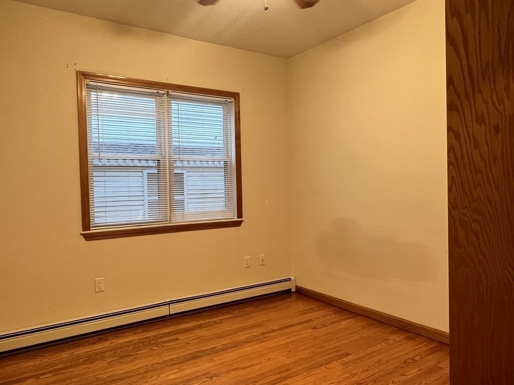 20 Pearl St - Photo 3