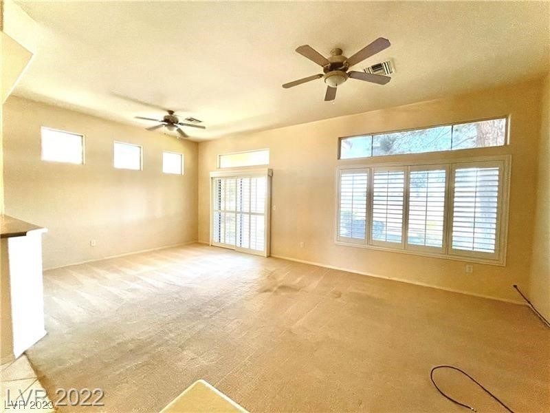 10305 Sawmill Avenue - Photo 3